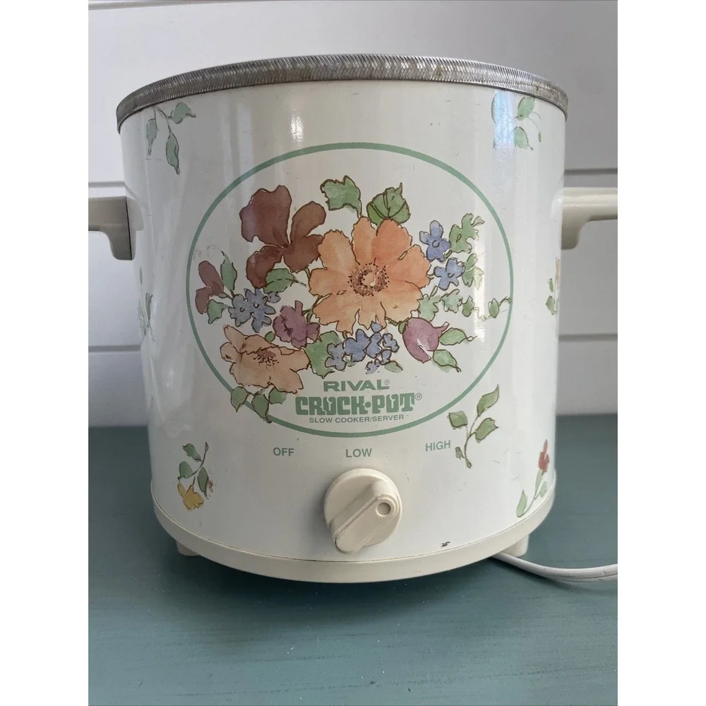 Vintage Rival Crock Pot 3.5 Quart Slow Cooker 3150/2 Floral Pattern (Working)